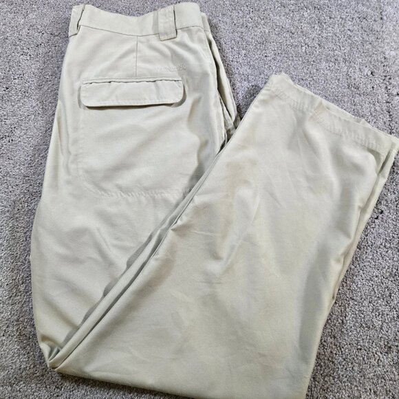 Columbia Pants Mens 34 Khaki Chino‎ Straight Leg Flat Front Outdoor Pockets - Picture 1 of 9